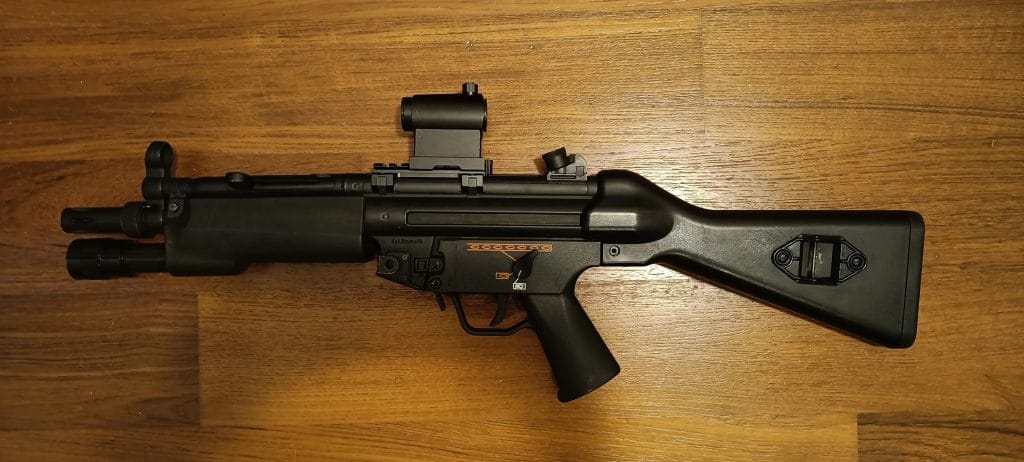 Ricardo Black's MP5A1 by Classic Army